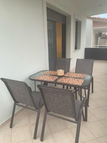 Aretousa - Center Luxury Suites 1 Néa Péramos Buitenkant foto