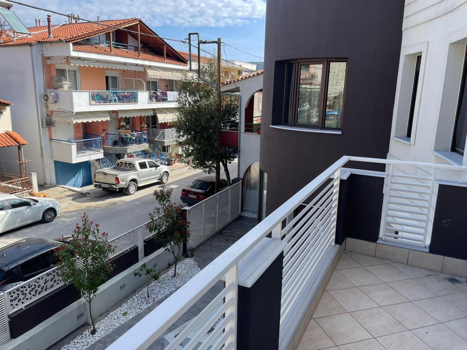 Aretousa - Center Luxury Suites 1 Néa Péramos Buitenkant foto